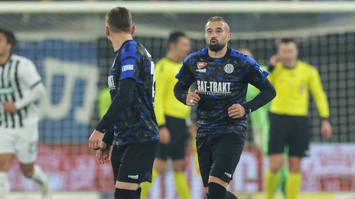 Nešto se kuva u Humskoj: Partizan napikirao prvo pojačanje