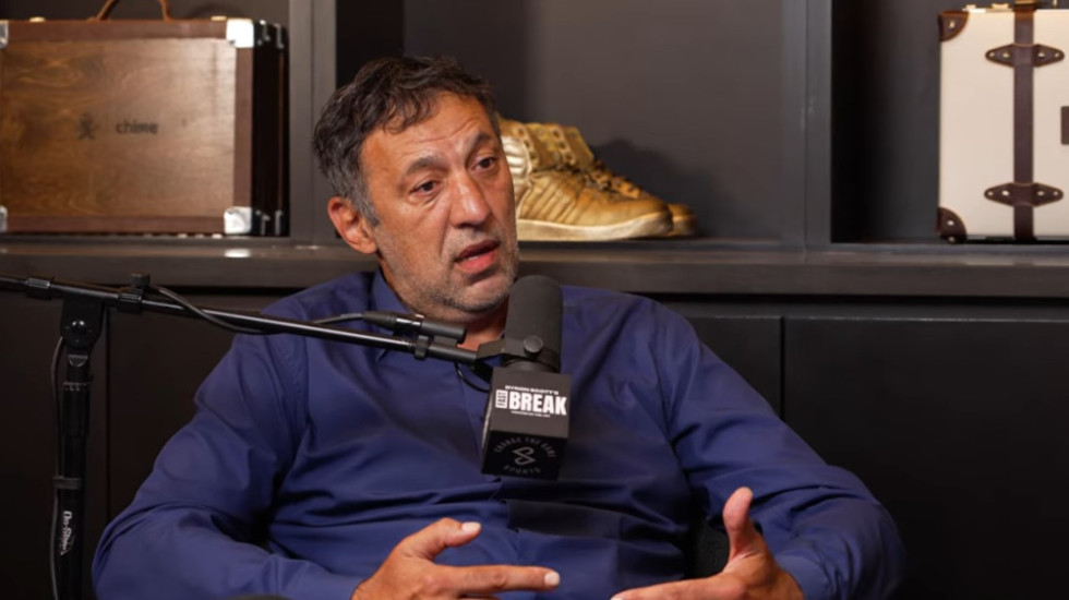 Ustati, pa reći - Divac! Izmislio sam flopovanje, to sam pokupio od fudbalera, rekao sam sebi: Ovo će upaliti