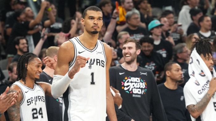 Viktor Vembanjama u polufinalu, čeka da Nikola Jokić napravi čudo sa Denverom