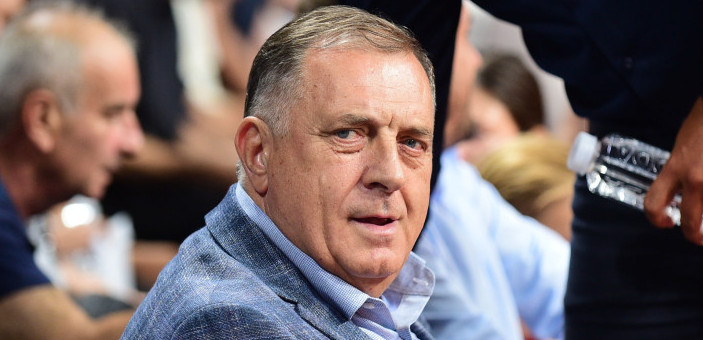 (FOTO) Dodik upoznao jednog od najvećih košarkaša: Lepo je sresti velikane igre koju svi volimo