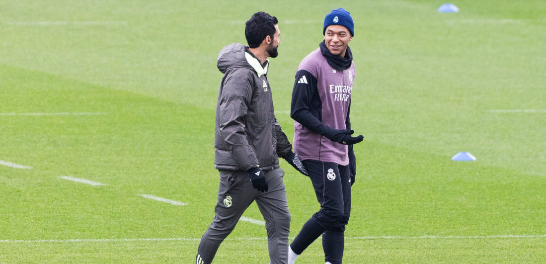 Arbeloa napokon progovorio: Boli me... Najbolji ne nose smoking nego blatnjav dres!
