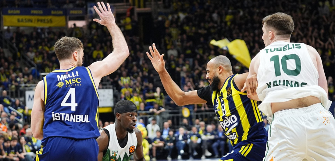 Ode Fenerbahče ponovo na F4 Evrolige! Drama i produžeci u Kaunasu pripali Turcima