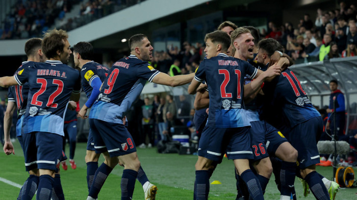Voši dovoljno 70 sekundi! Pogledajte kako je "stara dama" šokirala Zvezdu (VIDEO)