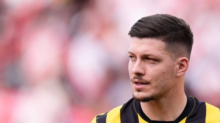 Luka Jović ponovo u crveno-belom dresu? Sve je moguće!