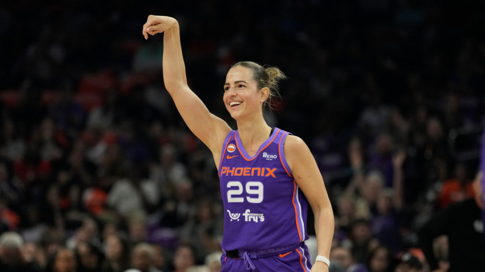Lepa, a paklena! Ko je Jojo, Srpkinja koja razbija u ženskoj NBA ligi? Naučnica, šuterka i rekorderka