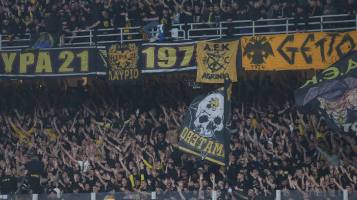 Više od 20.000 navijača došlo na trening AEK-a: Grci poludeli za Nikolićem i Jovićem (VIDEO)