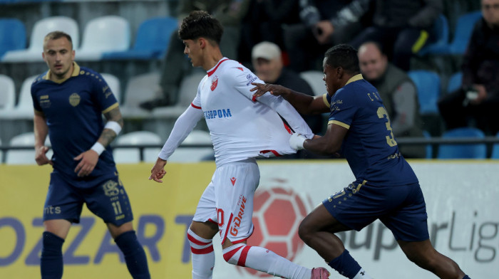 Umalo šok u Surdulici: Poništen gol Radniku, dosta sreće za crveno-bele