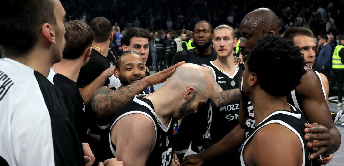 Jaooo muko moja, ovi nisu normalni... Navijači Partizana umalo završili u bolnici