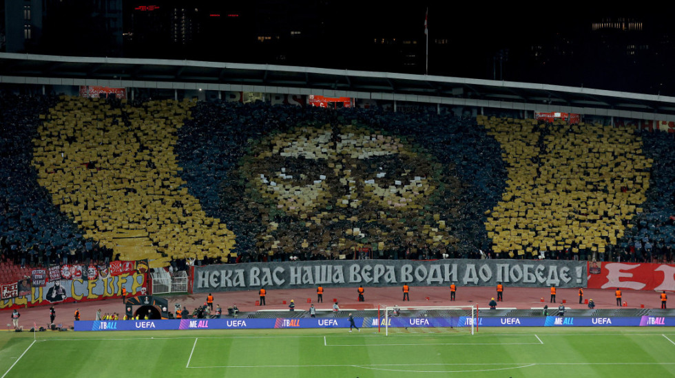 Koreografija navijača Zvezde u Evropskom parlamentu! Ljudima u EU neće biti dobro kada ovo čuju (VIDEO)