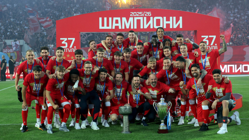 Zvezda odlično krenula: Sevaju napadi šampiona Srbije, OFK Beograd se brani
