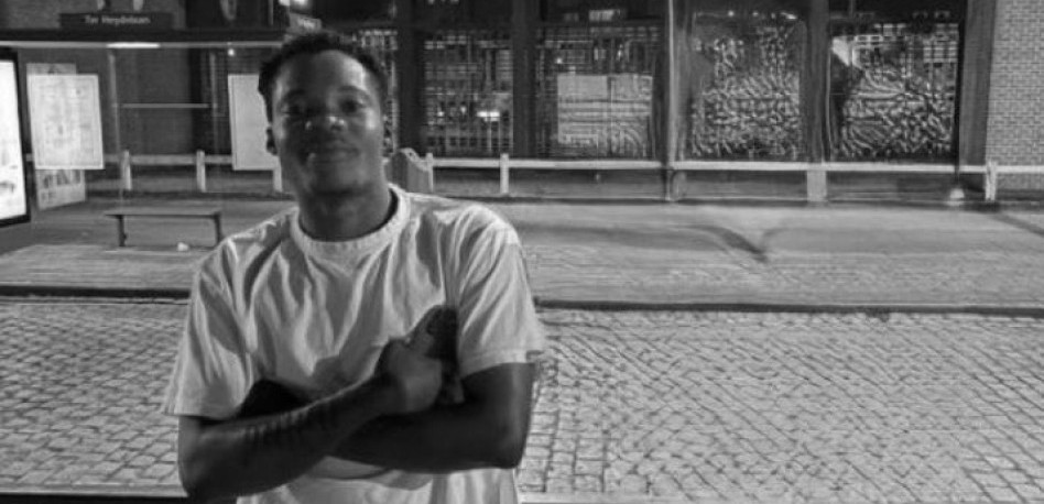 Viktor (21) pronađen mrtav pod nerazjašnjenim okolnostima: Fudbal zavijen u crno (FOTO)