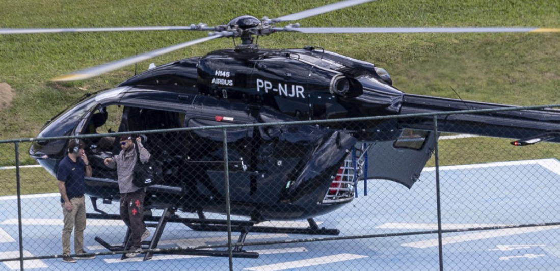 Ovako se dolazi u stilu: Nejmar helikopterom stigao na pripreme Brazila! (VIDEO)