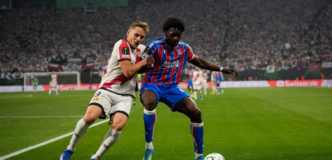 Kruna za kraj! Glasner Palasu doneo i evropski trofej - Rajo srušen u finalu Lige konferencija
