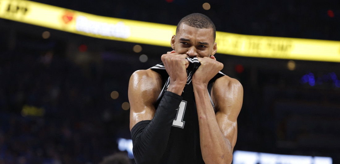 Viktor Vembanjama u suzama, San Antonio u finalu NBA lige (VIDEO/FOTO)