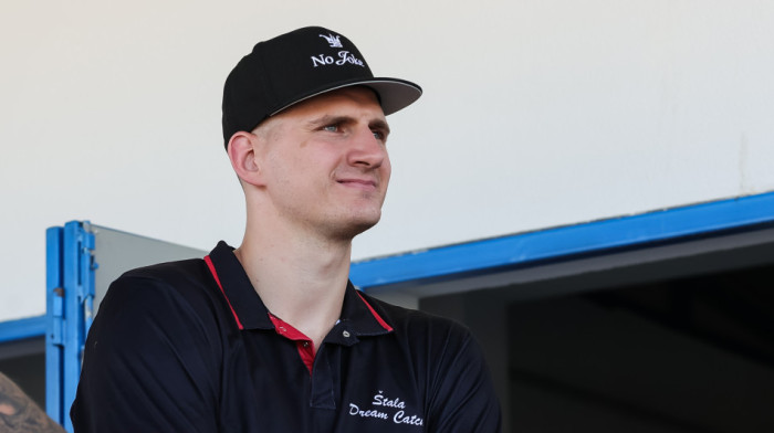 Juče na finalu, danas u Somboru: Jokić ponovo na mestu koje najviše voli - Imao je i razloga za slavlje