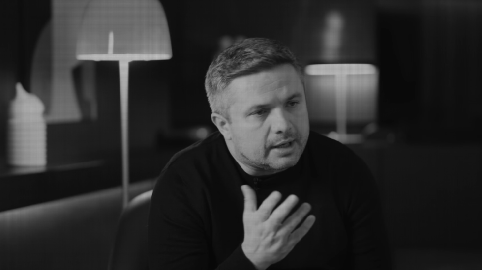 Kecmaaaaaan: Koš koji se pamti, glas koji se ne zaboravlja, ovako je Edin postao deo istorije (VIDEO)