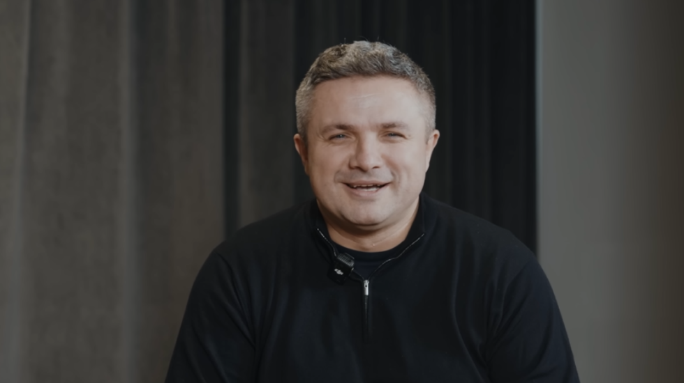 Kako je Edin isekao kultni film da bi prenos počeo na vreme? Toliko je voleo košarku...