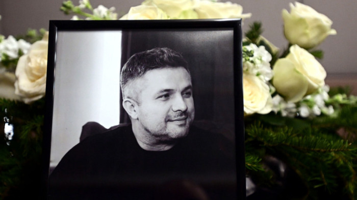 Region u suzama: Legende ispraćaju Edina Avdića na večni počinak (FOTO GALERIJA)