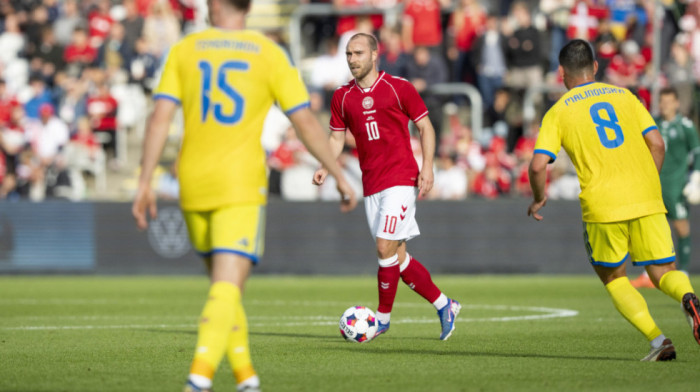 Noć na aparatima... Evo u kakvom je stanju Kristijan Eriksen!