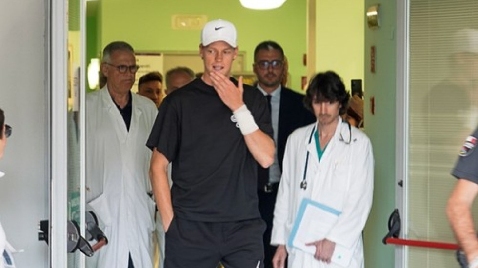 Prve Sinerove fotografije iz bolnice: Doktori ne smeju da pisnu, sve se drži u strogoj tajnosti