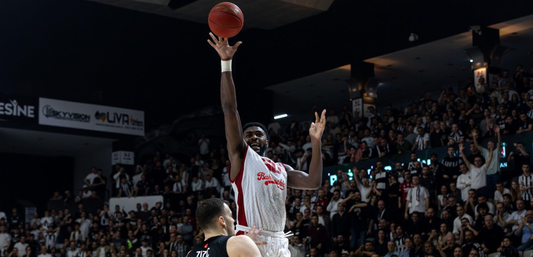 Goreće Beograd, bomba na pomolu: Zvezda i Partizan žele centra turskog giganta!