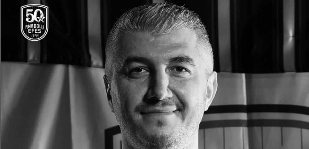 Turska zavijena u crno: Preminuo trener Efesa