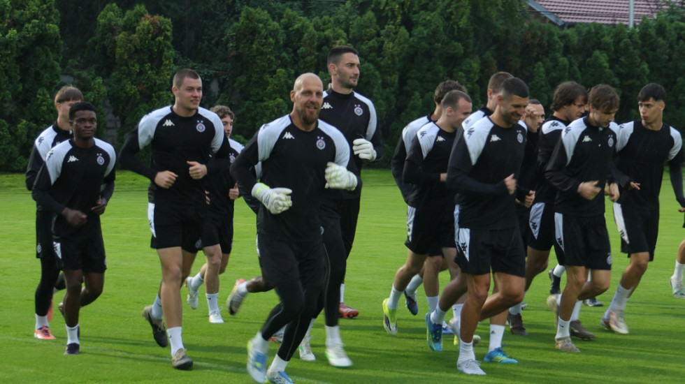 Partizan pali motore: Ovo je spisak svih protivnika crno-belih na pripremama u Sloveniji