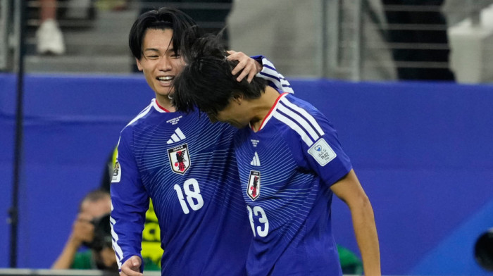 Neverovatan trik japanskog selektora - podigao broj 1, a onda je usledio gol