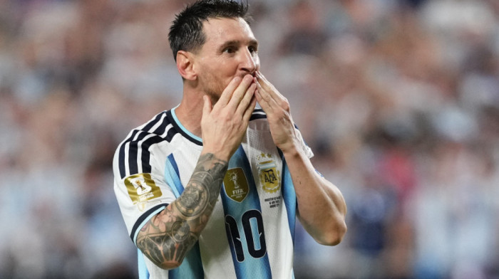 Suze Lionela Mesija obišle planetu - Argentinac se slomio posle gola (VIDEO)