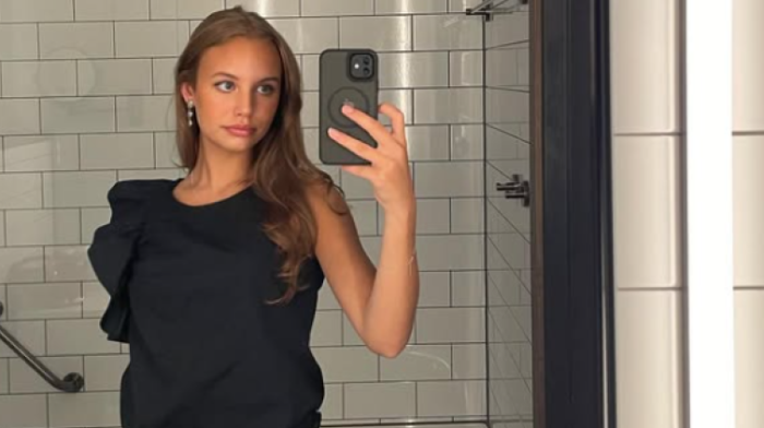 Od nje zastaje dah: Plavokosa lepotica mami uzdahe gde god se pojavi (FOTO)