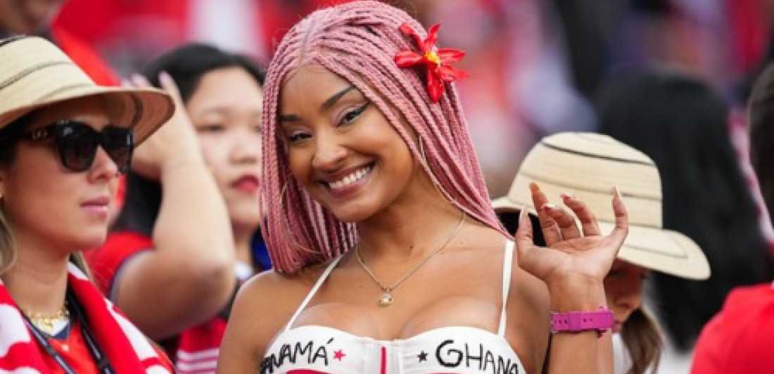 Leleee, zbog ove seksi cice internet eksplodirao: Grudima žari i pali, Ameri u transu
