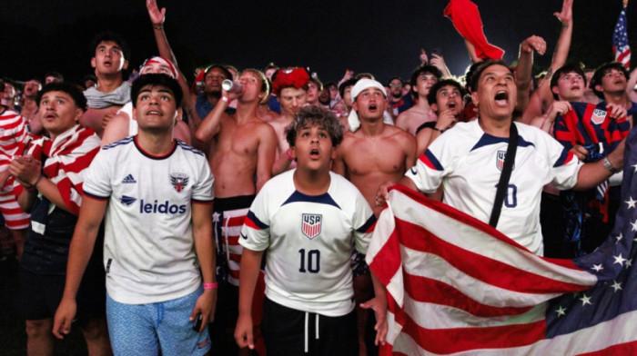 Soker ili fudbal, ko' da je bitno!? Australija i Amerika igraju za nokaut fazu Mundijala