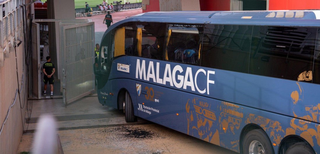 Krvavi početak baraža za Primeru: Napad na autobus uzdrmao Španiju, kasni finale (VIDEO)