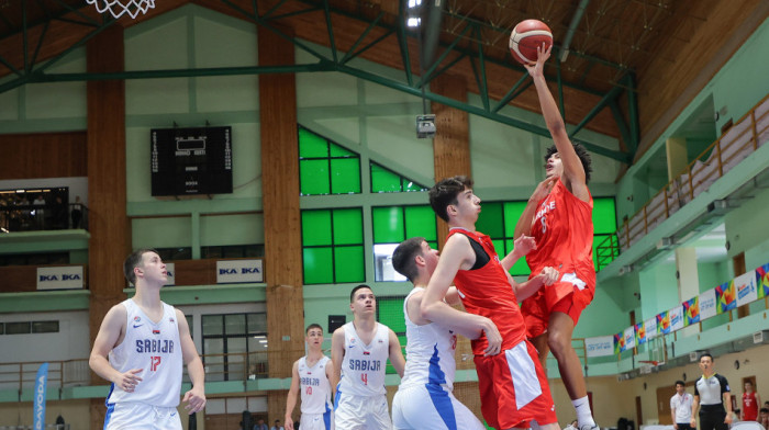 Novi spektakl u režiji školskog sporta - Srbi četvrti na svetu
