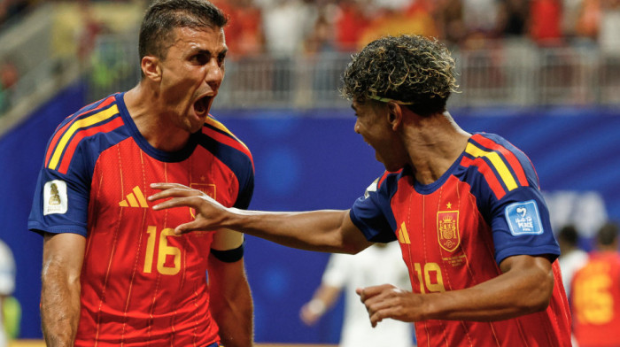 Ludnica u grupi H - Ko nastavlja put na Mundijalu? Derbi velikih u Meksiku, a "liliputanaca" u Hjustonu