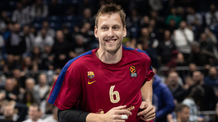 Veseli otišao u penziju u stilu! Srbi pevali, potencijalno pojačanje Zvezde u žiži
