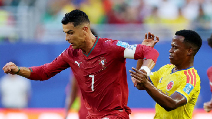 Portugal konačno zapretio: Vargas skinuo Brunu zicer, Ronaldo pokušao makazicama