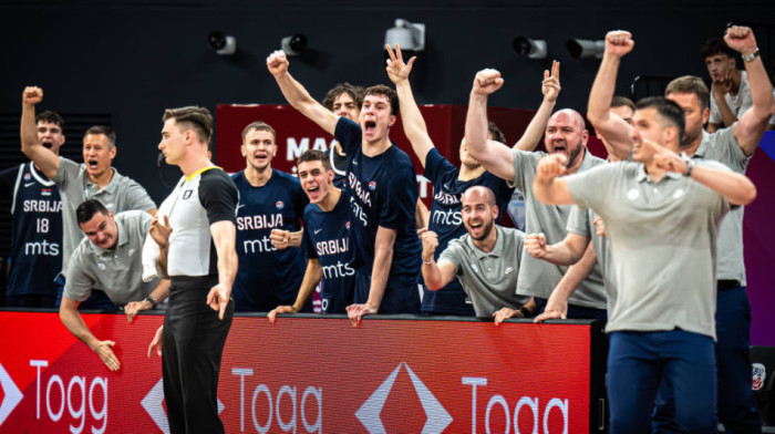 Ma, bravo breee! Srbija u polufinalu SP, "orlići" srušili Litvance i boriće se za medalju