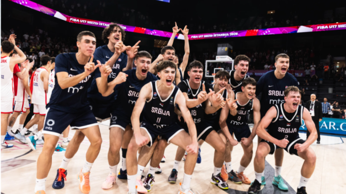 Majstoriiiiii - Legende se poklonile mladim košarkašima Srbije