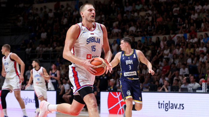 Mađioničar Jokić čini da sve deluje tako lako! Srbija igra sjajno, ali bori se i BiH