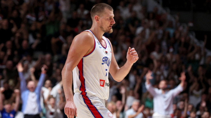 Jokić u elementu: Sa bratom kroz brzake, osmeh ne silazi s lica (FOTO)