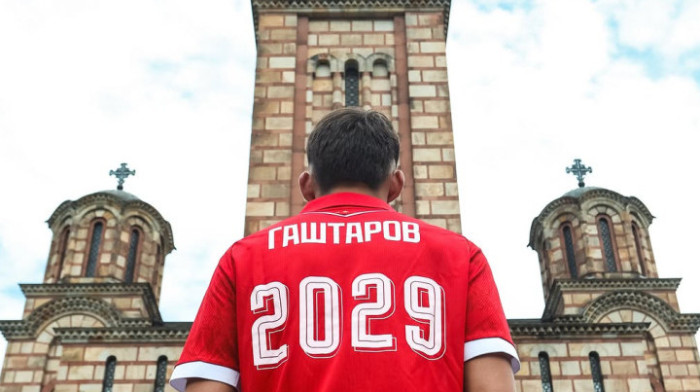 Pao potpis na "Marakani"! Legende se javile da čestitaju, reakcija Zvezdinog bisera će vas oduševiti (VIDEO)