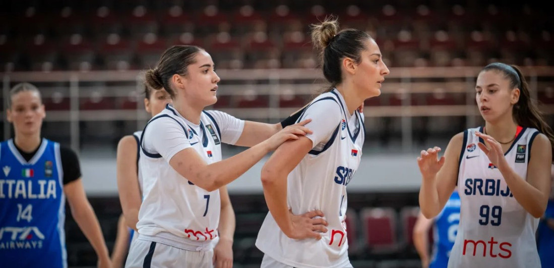 Srbija izgubila meč za opstanak! Raspoložena Italija kaznila pad u finišu i poslala naš tim u B diviziju
