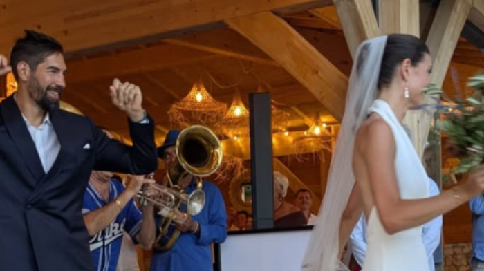 Oženio se legendarni Srbin - Trubači zapalili svadbu o kojoj svi pričaju