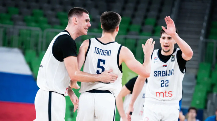 Moćno, moćnije - Srbija! "Orlići" gaze sve pred sobom i idu u polufinale Evropskog prvenstva