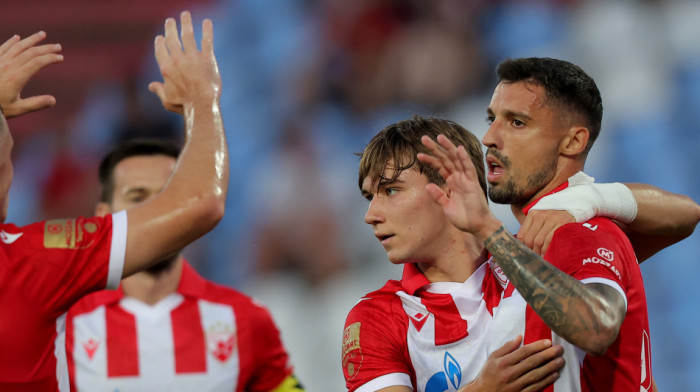 Još jedan gol u mreži Rakonića: Zvezda izgleda moćno i dominira protiv povratnika