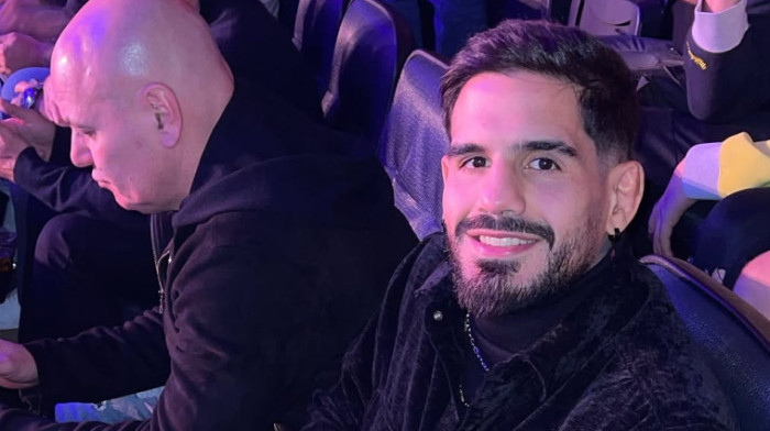 Drama nakon istorijske borbe! UFC as hitno prevezen u bolnicu (VIDEO)