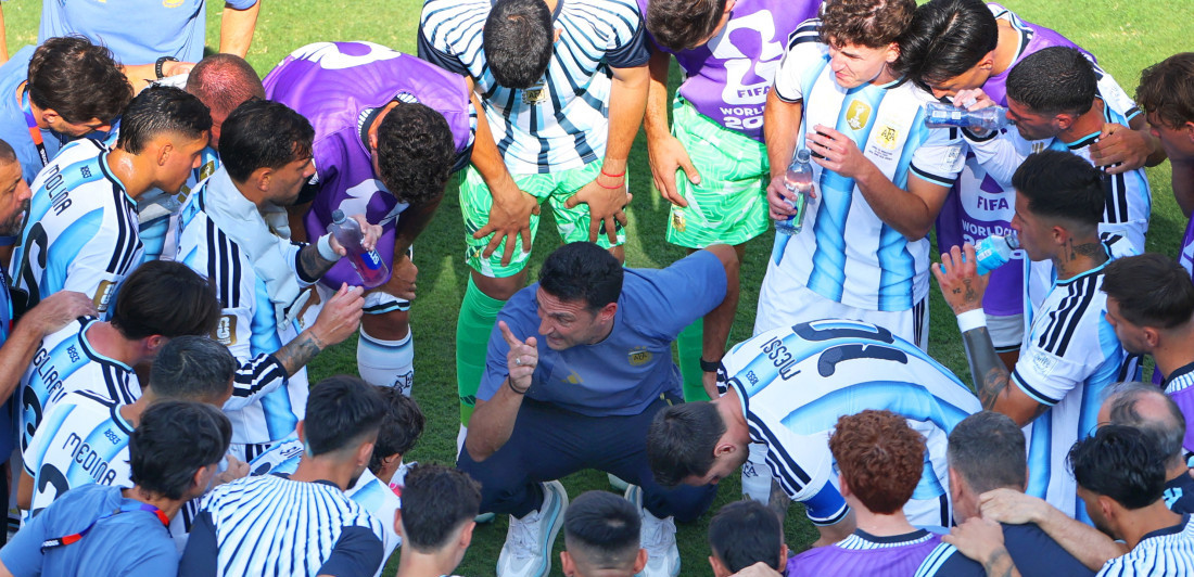 Mesi se svađao sa selektorom Argentine: Isplivao prljav veš, legenda otkrila sve