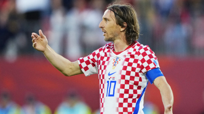 Zvanično: Potpisao Luka Modrić