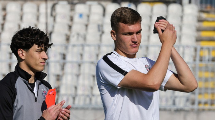 Trobojka na ramenu - Srbin predstavljen u engleskom velikanu (FOTO)